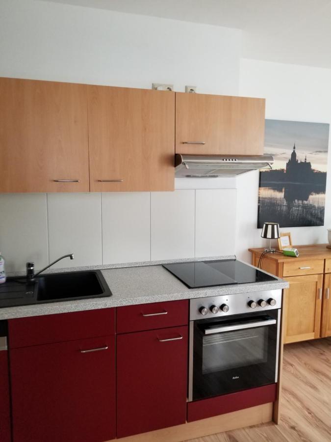 Altstadt Ferienwohnung Stralsund Mit Parkplatz Exterior foto